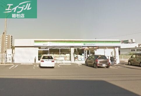 コンビニ　ファミリーマート倉敷西中新田店（コンビニ）まで353m