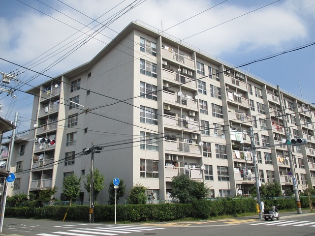 建物外観　分譲賃貸マンションです