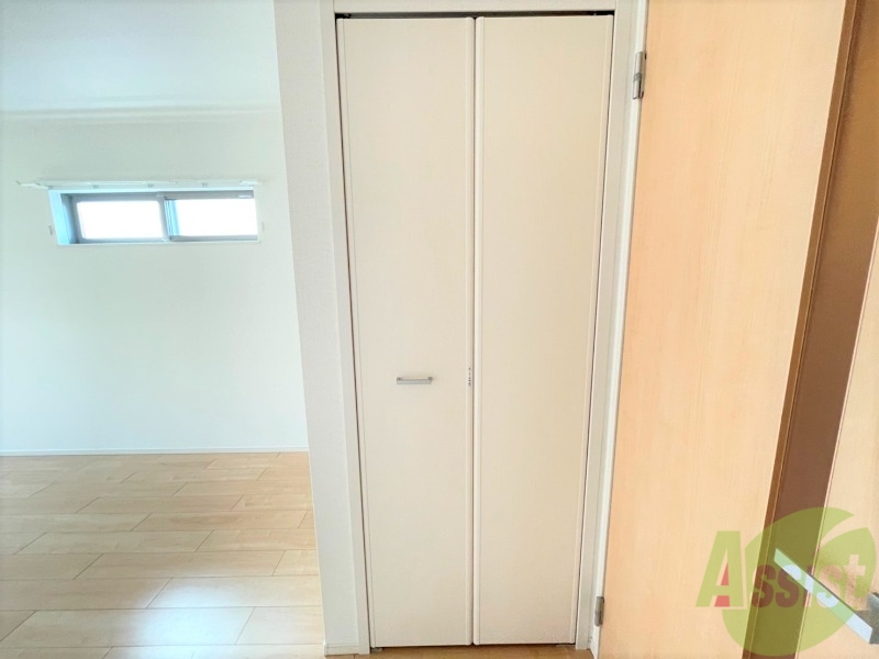 収納　クローゼット。荷物がたくさんあっても問題ないですね。