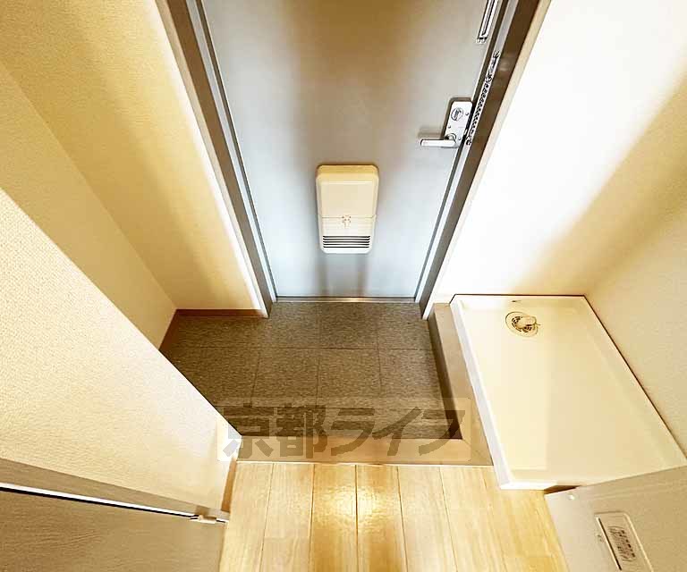 玄関　大きな段差がありません