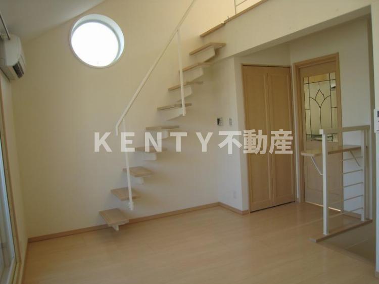 居室・リビング　居間です