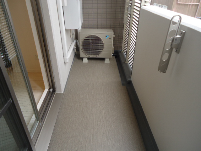 バルコニー　バルコニー