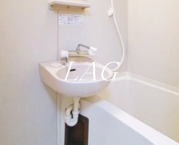 洗面設備　洗面台です。