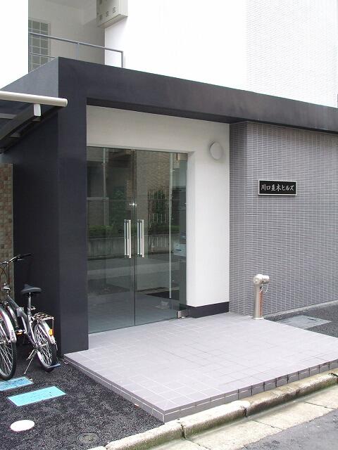 エントランス　エントランス