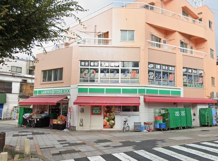 コンビニ　ローソンストア１００（コンビニ）まで77m