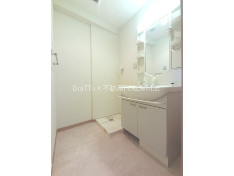 洗面設備　脱衣場