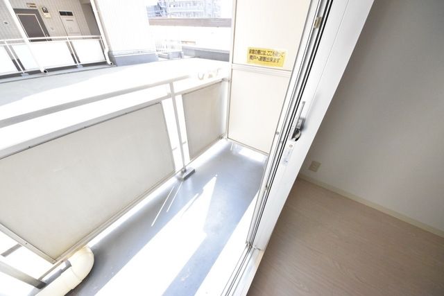 バルコニー　室内・室内設備