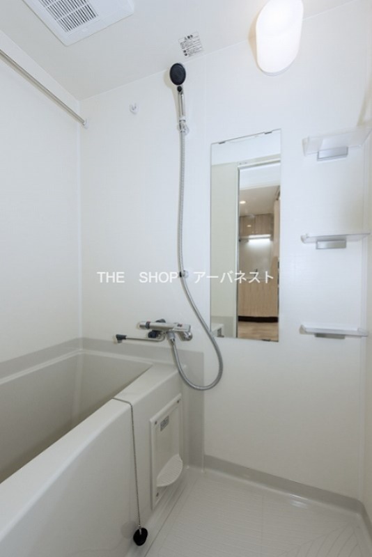 バス・シャワールーム　浴室乾燥機もついて雨の日も安心です！