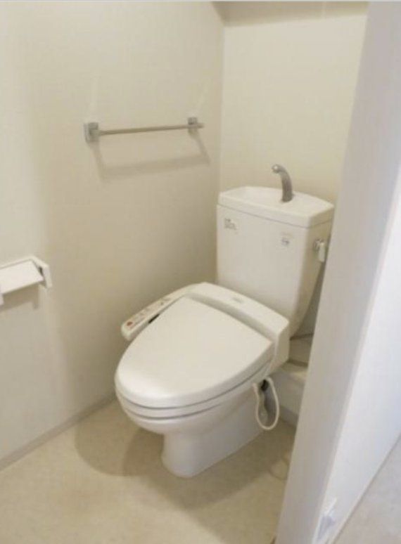 トイレ　トイレ