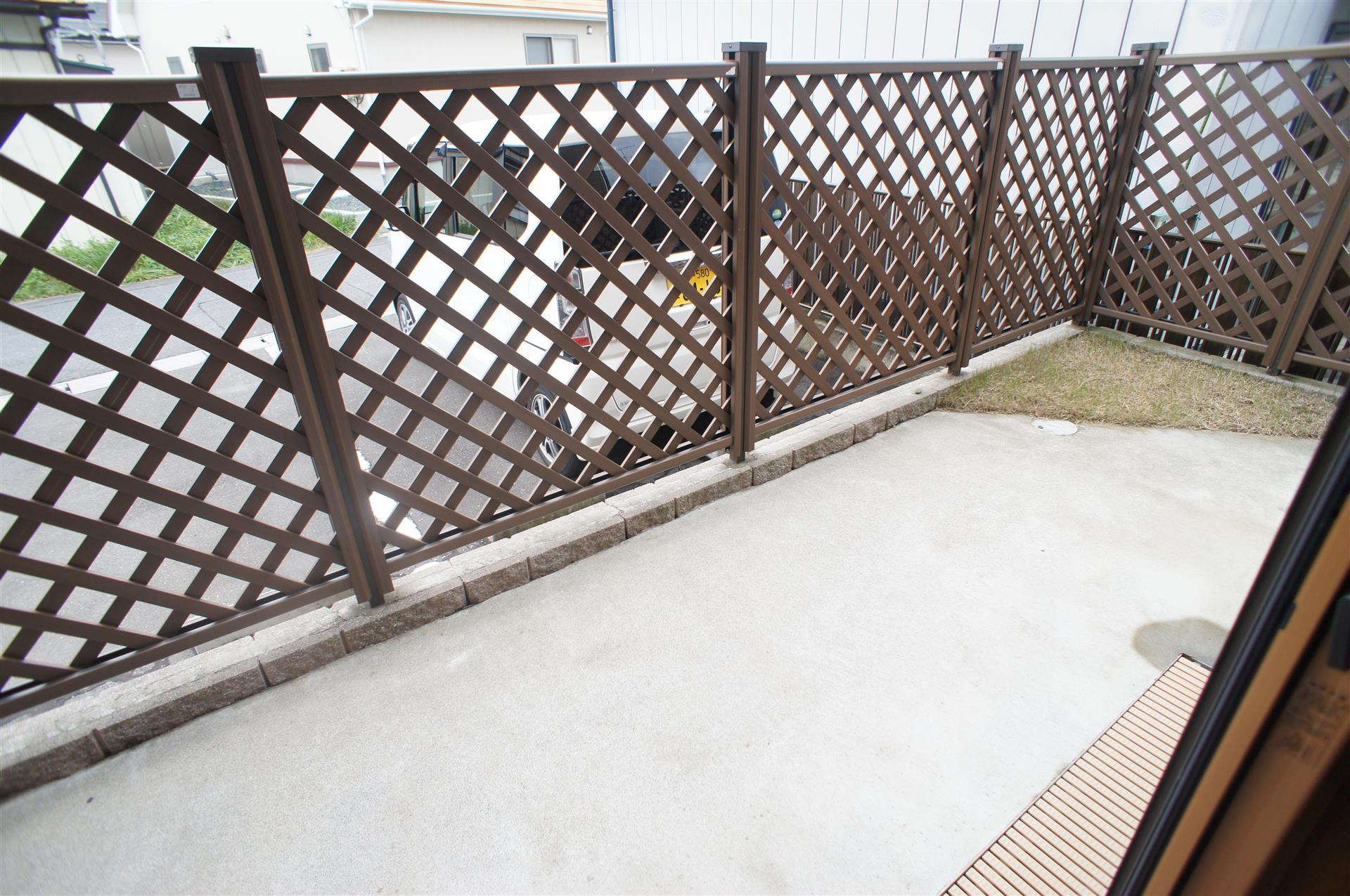 バルコニー　バルコニー