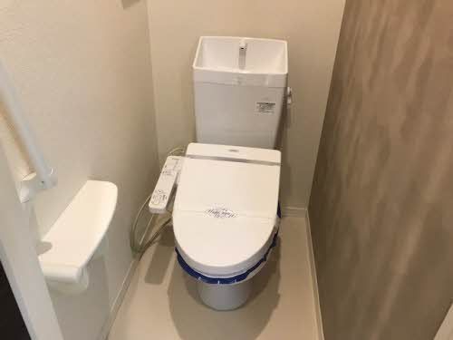 トイレ　トイレ