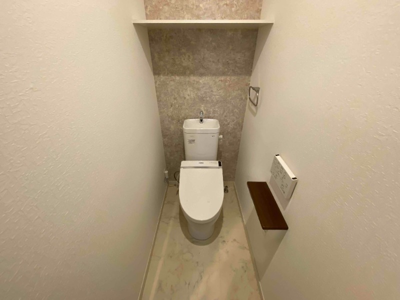 トイレ　別号室イメージ