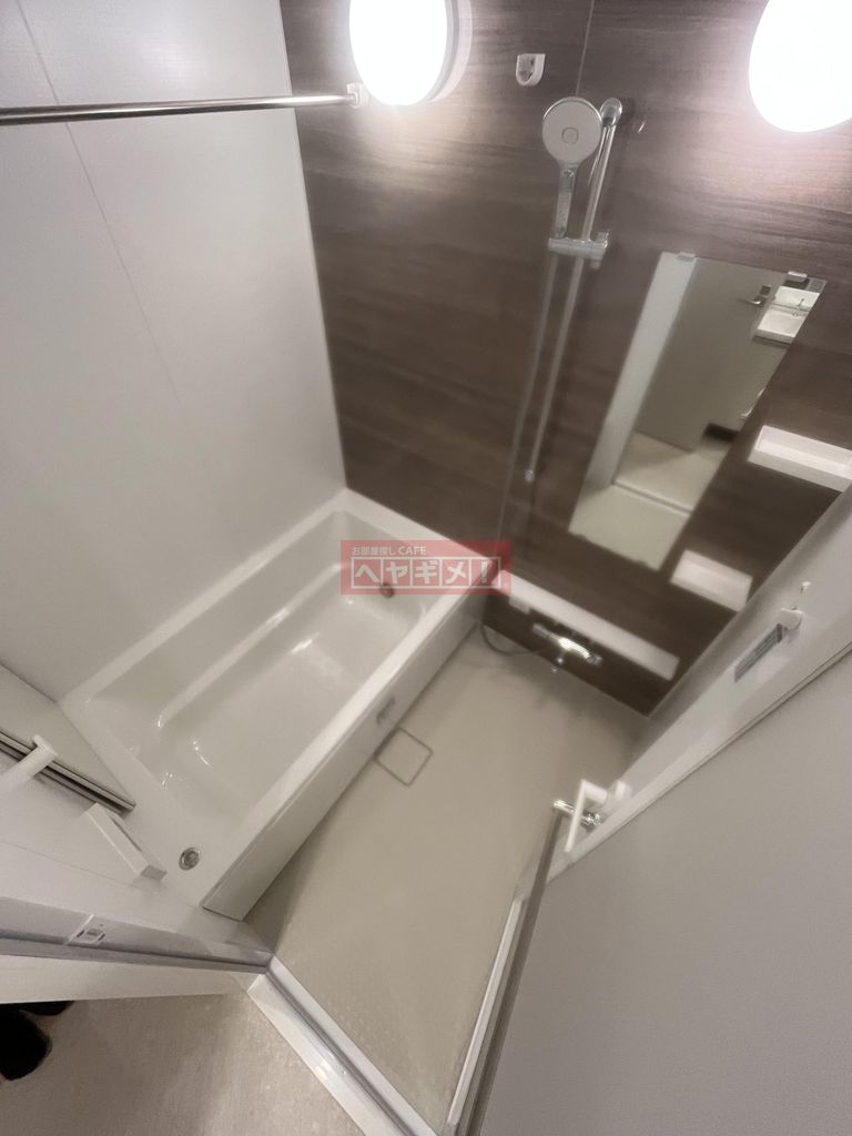 バス・シャワールーム　バス