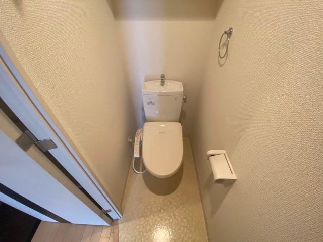 トイレ　落ち着いたトイレです