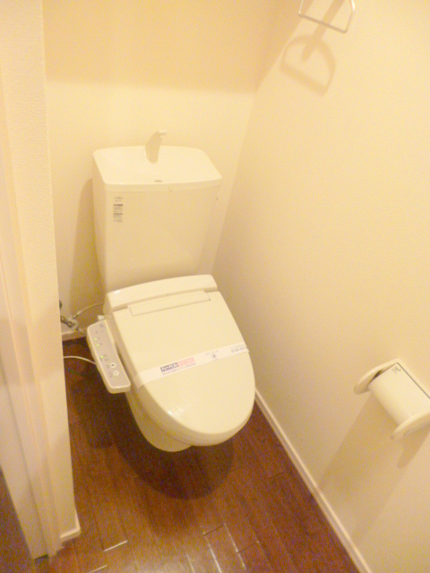 トイレ　★ウォーム・ウォシュレット付きのキレイなトイレ★