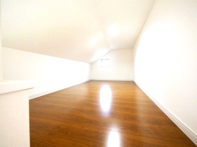 その他部屋・スペース　寝室や収納など多用途のロフト付