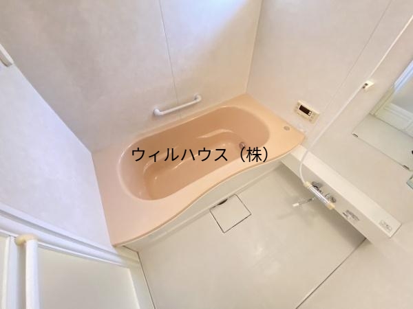 バス・シャワールーム　大型浴槽！追い焚き可！