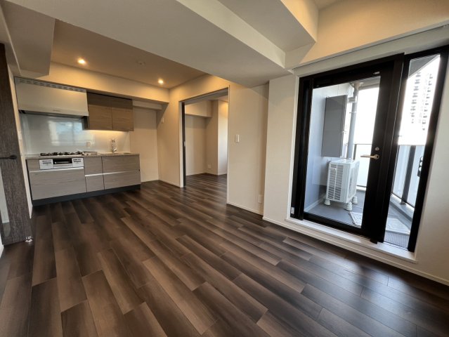 居室・リビング　奥行きのあるリビングです！