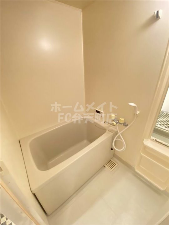 バス・シャワールーム　きれいなお風呂です