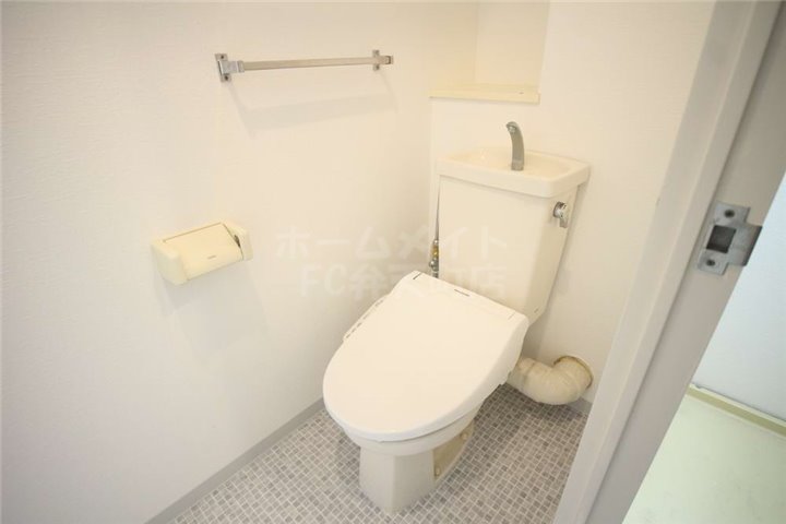 トイレ　シンプルで使いやすいトイレです