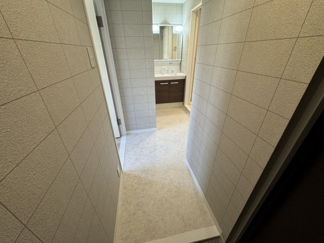 玄関　ゆったりとした玄関スペースです♪