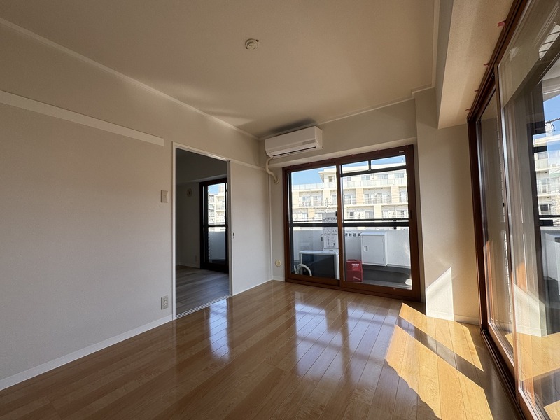 その他設備　室内エアコン付き♪