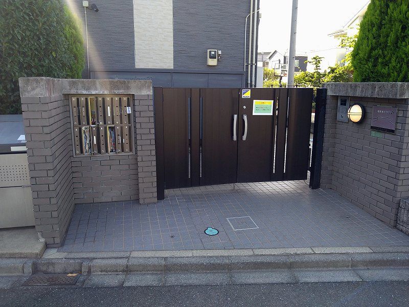 その他　オートロックゲート