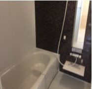 バス・シャワールーム　１坪のお風呂でゆったりと寛げます！