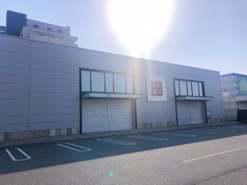 ショッピングセンター　ユニクロ（ショッピングセンター）まで2104m