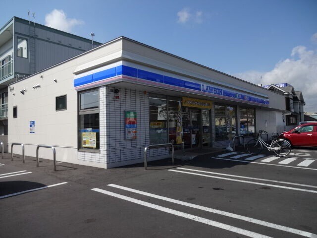 コンビニ　ローソン苫小牧双葉町一丁目店（コンビニ）まで186m