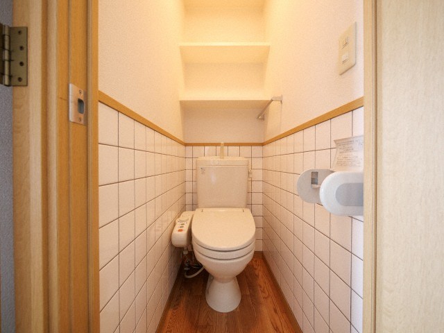 トイレ　落ち着いたトイレです