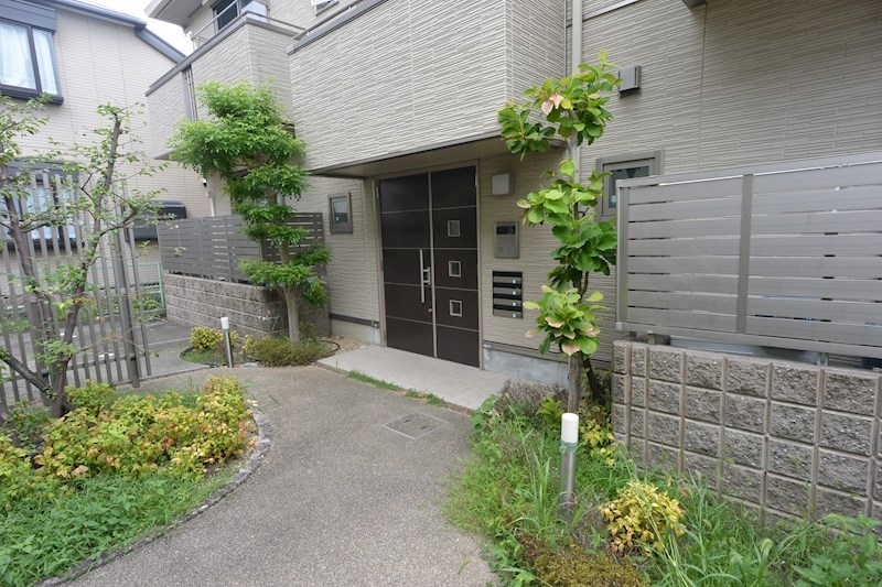 エントランス　エントランス