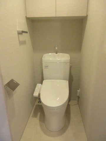 トイレ　コンパクトで使いやすいトイレです