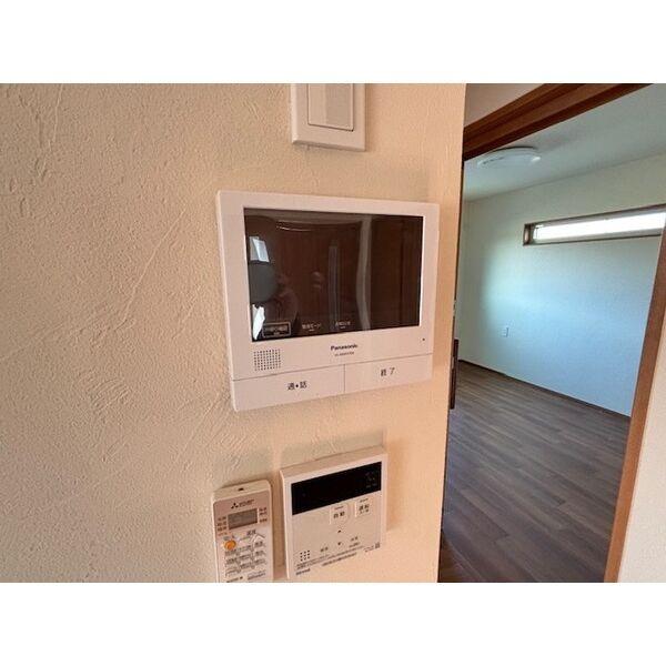 セキュリティ　モニター付きインターホン