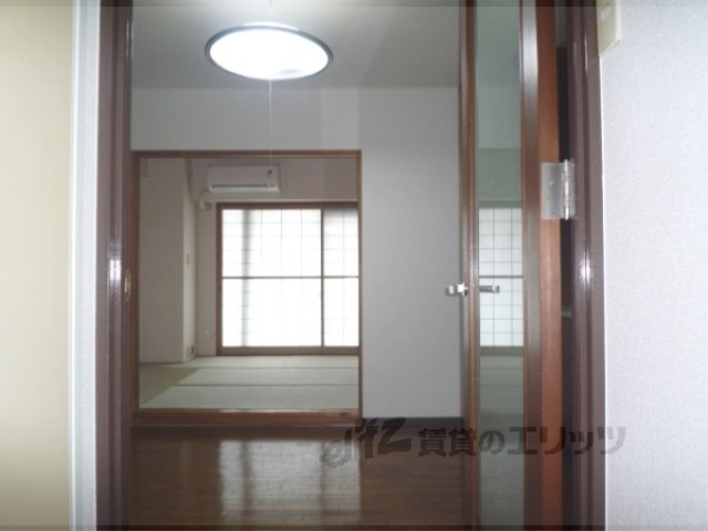 居室・リビング　居室