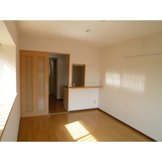 居室・リビング　居室に窓なし（他室参考写真です）