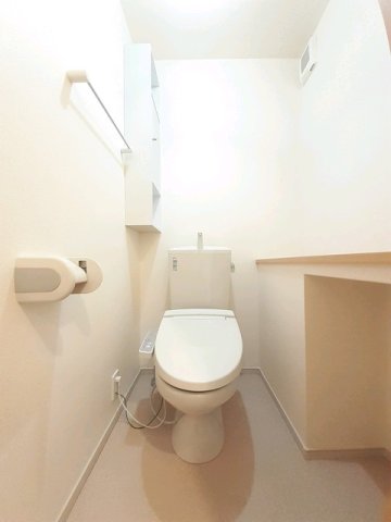 トイレ　落ち着いたトイレです