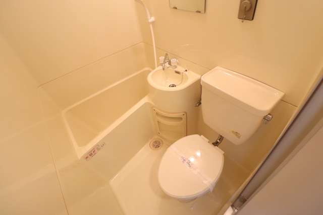 バス・シャワールーム　お風呂　トイレ