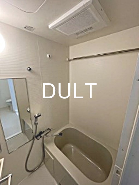 バス・シャワールーム　バスルームです。