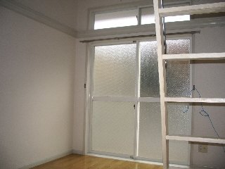 居室・リビング　洋間