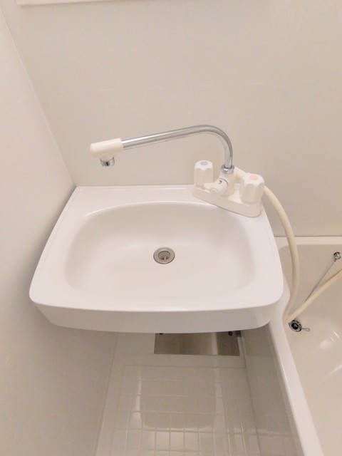 洗面設備　同仕様参考写真