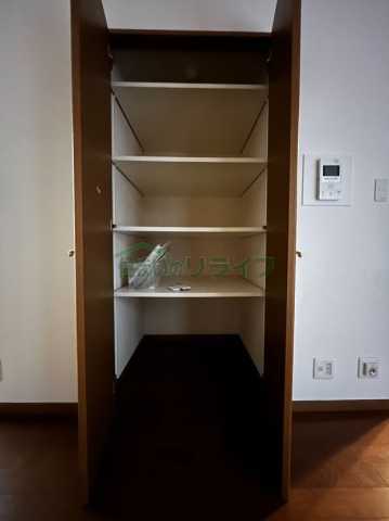 収納　アートコート早稲田戸山公園