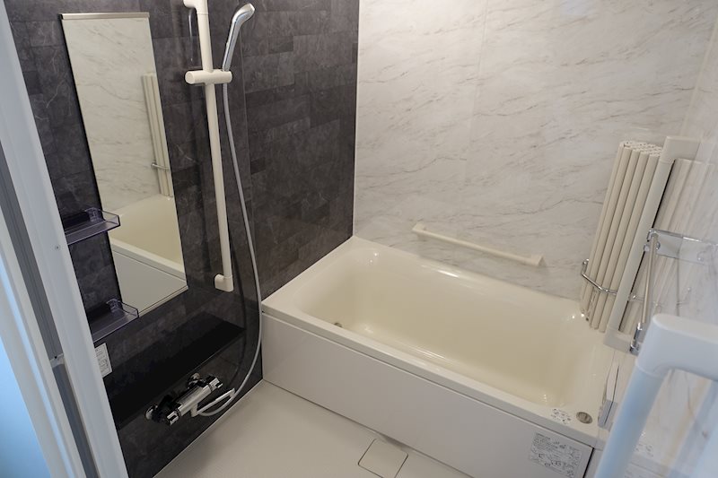 バス・シャワールーム　別号室の参考写真です。