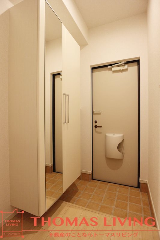 玄関　建設中で写真を準備中の為、同シリーズの写真でご参考下さい。