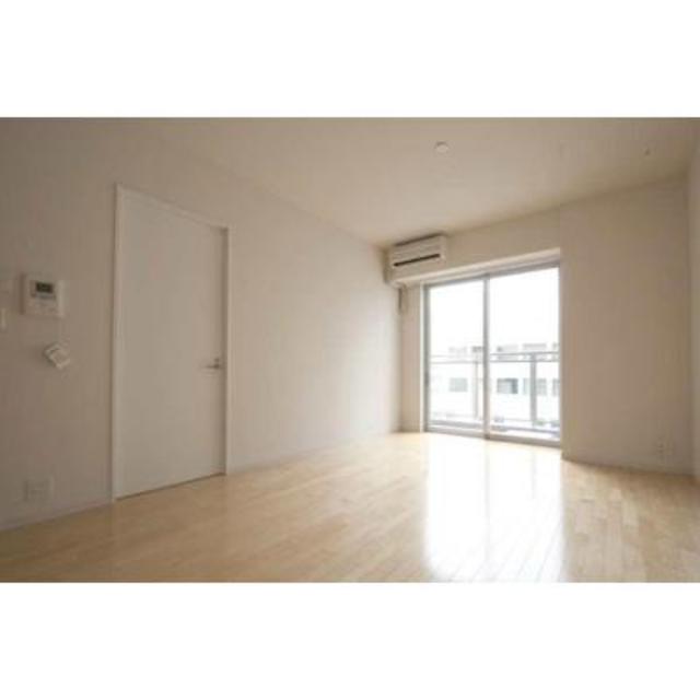 エントランス　※写真は同タイプ住戸です。