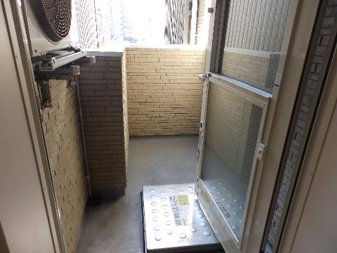 バルコニー　ベランダ