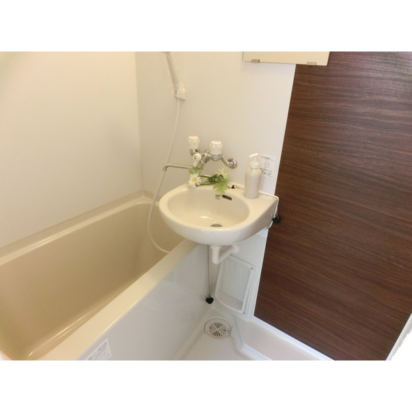 バス・シャワールーム　備品は付きません