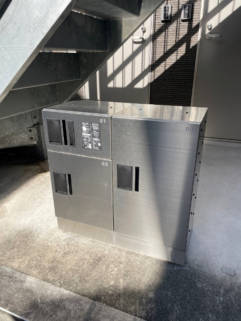 ロビー　宅配ＢＯＸ