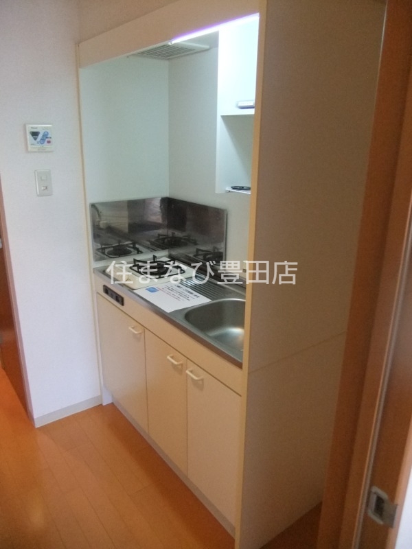 キッチン　同型別部屋写真
