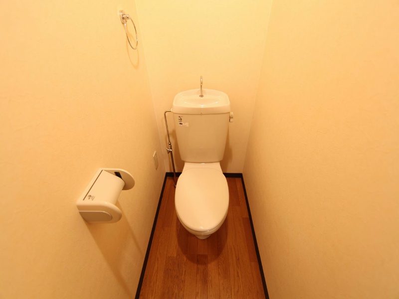 トイレ　洋式トイレ（温水洗浄便座設置可）